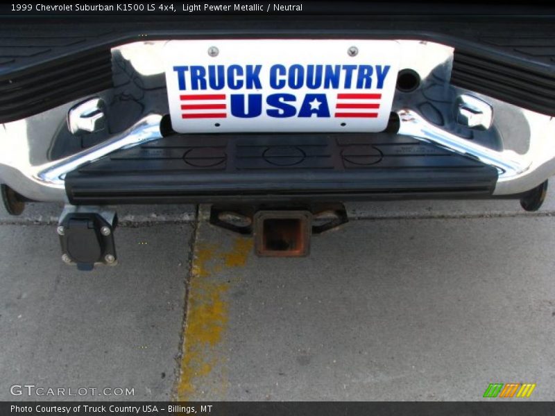 Light Pewter Metallic / Neutral 1999 Chevrolet Suburban K1500 LS 4x4