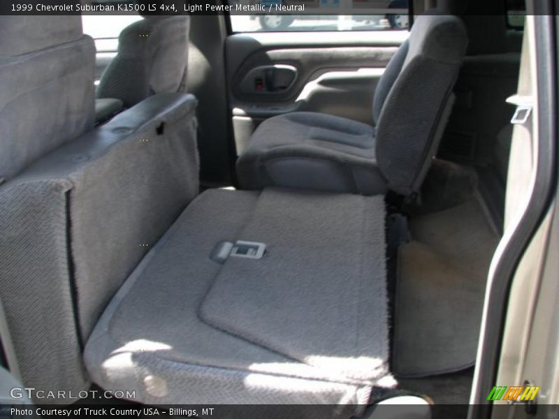 Light Pewter Metallic / Neutral 1999 Chevrolet Suburban K1500 LS 4x4