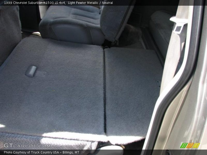 Light Pewter Metallic / Neutral 1999 Chevrolet Suburban K1500 LS 4x4