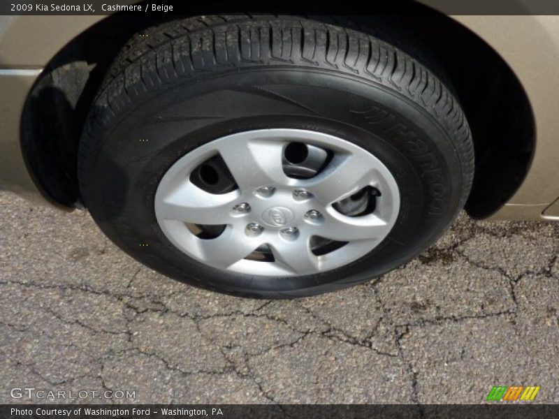 Cashmere / Beige 2009 Kia Sedona LX