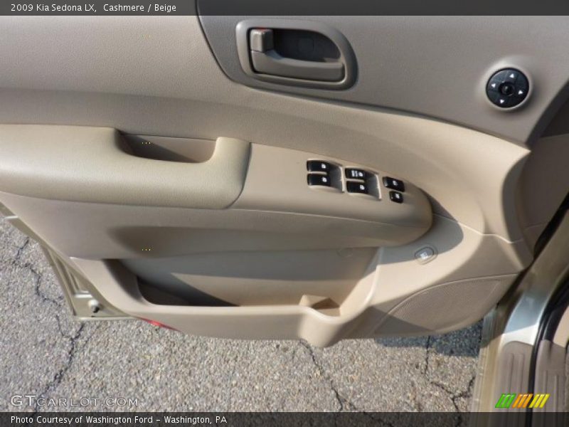Cashmere / Beige 2009 Kia Sedona LX