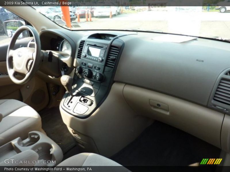 Cashmere / Beige 2009 Kia Sedona LX