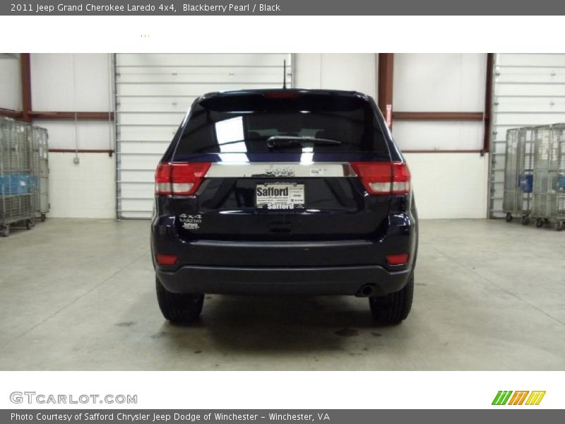 Blackberry Pearl / Black 2011 Jeep Grand Cherokee Laredo 4x4