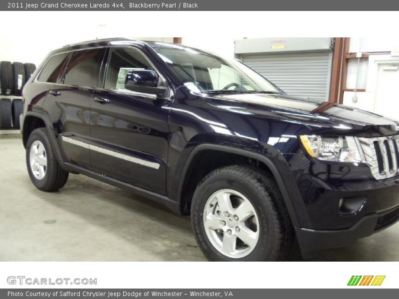 Blackberry Pearl / Black 2011 Jeep Grand Cherokee Laredo 4x4