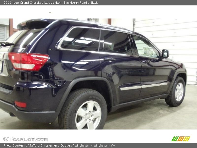 Blackberry Pearl / Black 2011 Jeep Grand Cherokee Laredo 4x4