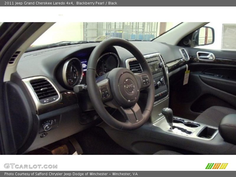 Blackberry Pearl / Black 2011 Jeep Grand Cherokee Laredo 4x4