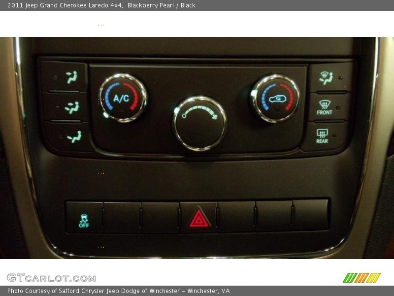 Blackberry Pearl / Black 2011 Jeep Grand Cherokee Laredo 4x4