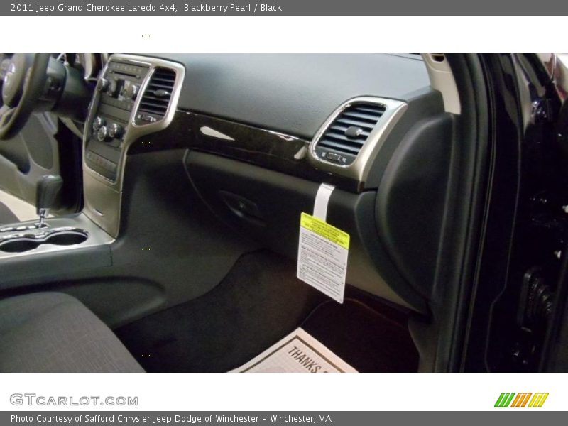 Blackberry Pearl / Black 2011 Jeep Grand Cherokee Laredo 4x4