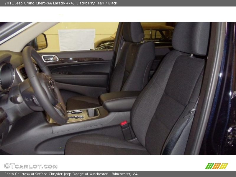 Blackberry Pearl / Black 2011 Jeep Grand Cherokee Laredo 4x4