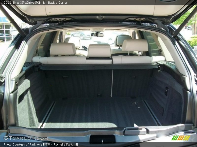  2011 X5 xDrive 50i Trunk