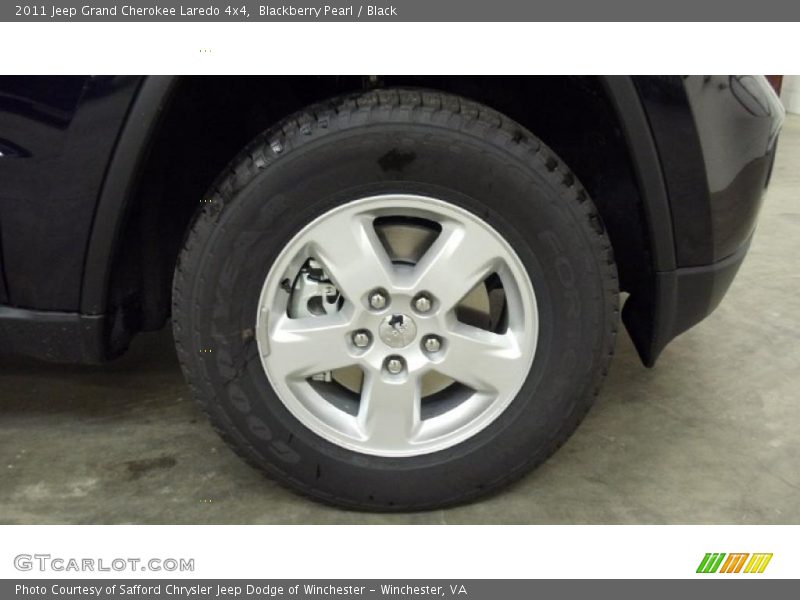 Blackberry Pearl / Black 2011 Jeep Grand Cherokee Laredo 4x4