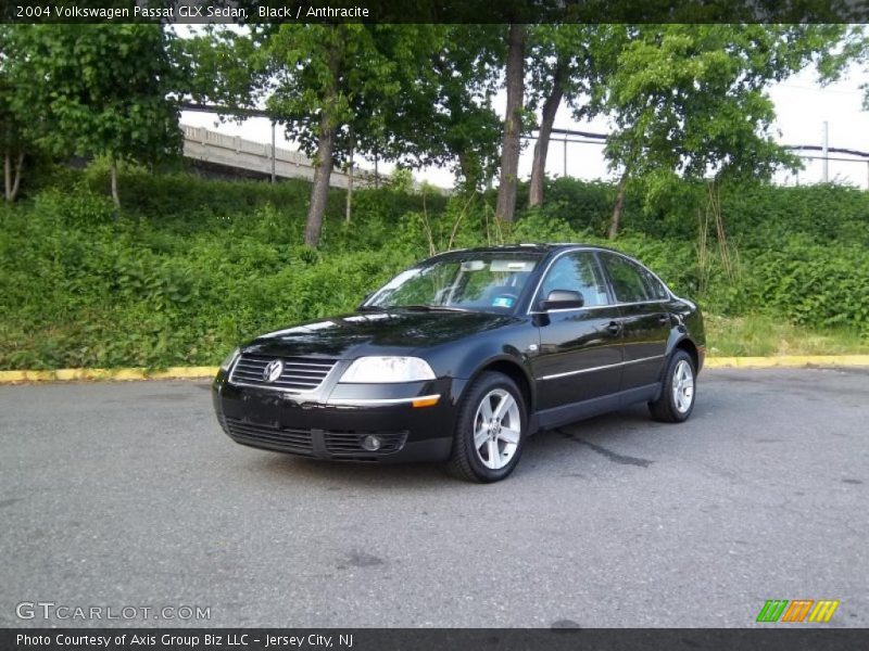 Black / Anthracite 2004 Volkswagen Passat GLX Sedan