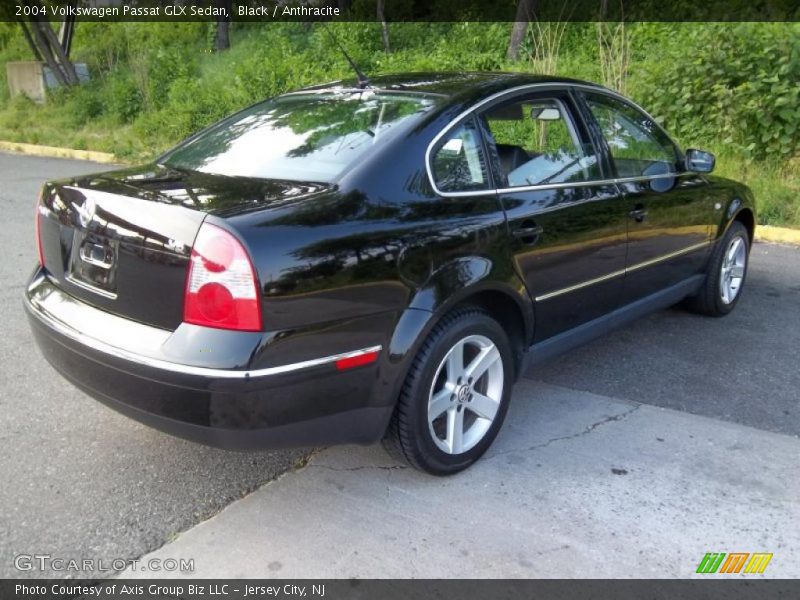 Black / Anthracite 2004 Volkswagen Passat GLX Sedan