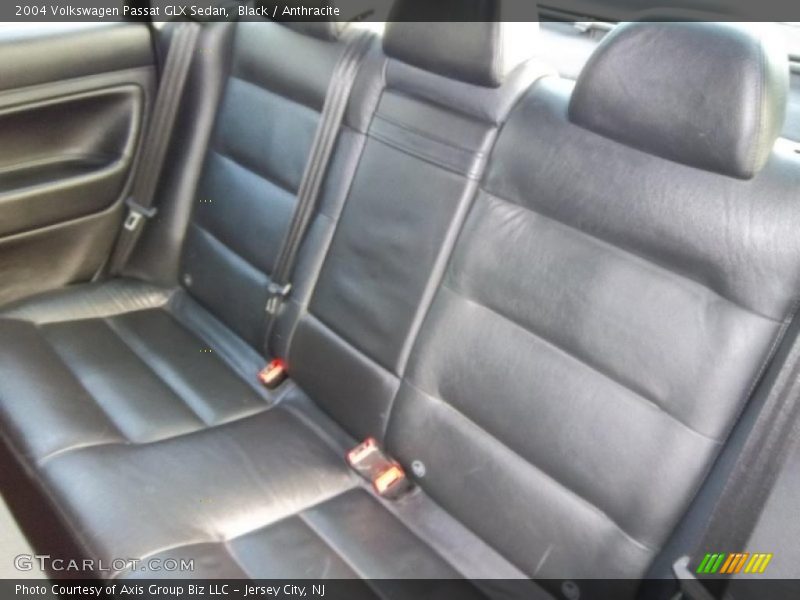  2004 Passat GLX Sedan Anthracite Interior