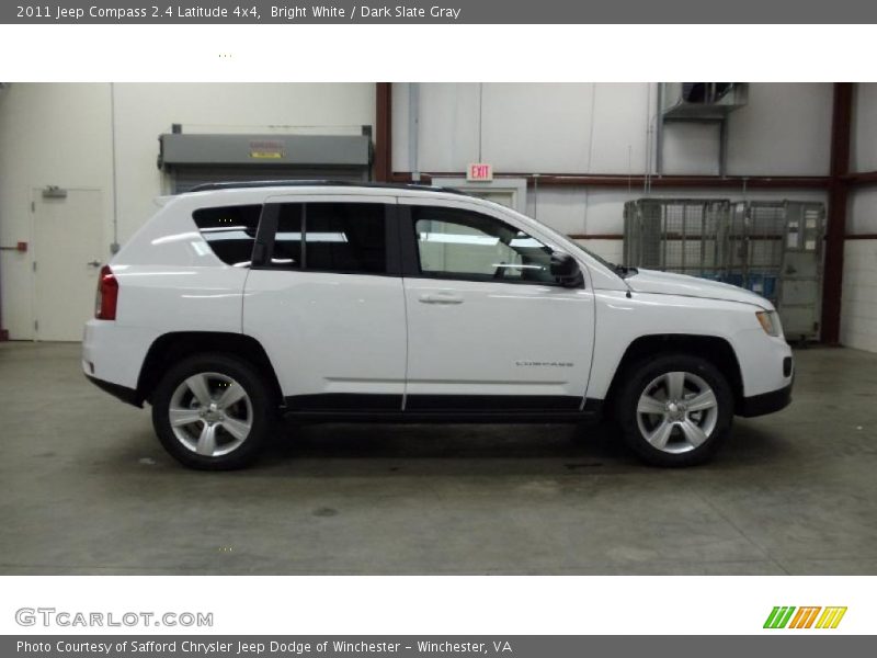 Bright White / Dark Slate Gray 2011 Jeep Compass 2.4 Latitude 4x4