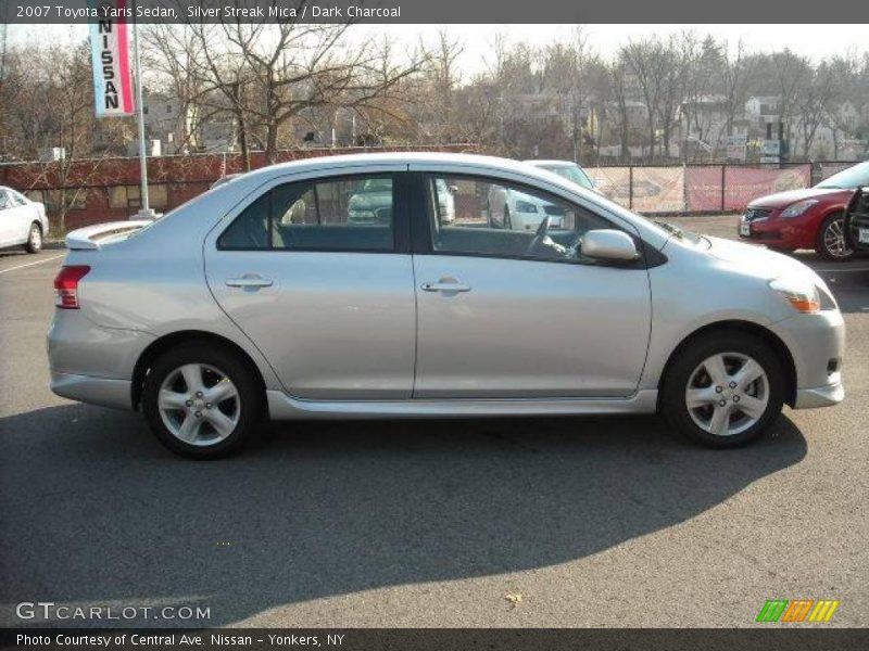 Silver Streak Mica / Dark Charcoal 2007 Toyota Yaris Sedan