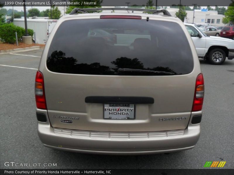 Sandrift Metallic / Neutral 1999 Chevrolet Venture LS