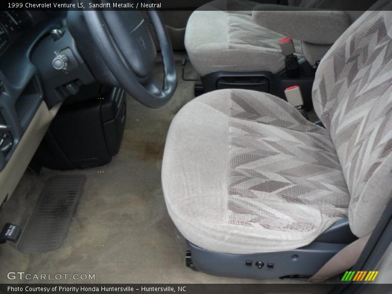 Sandrift Metallic / Neutral 1999 Chevrolet Venture LS
