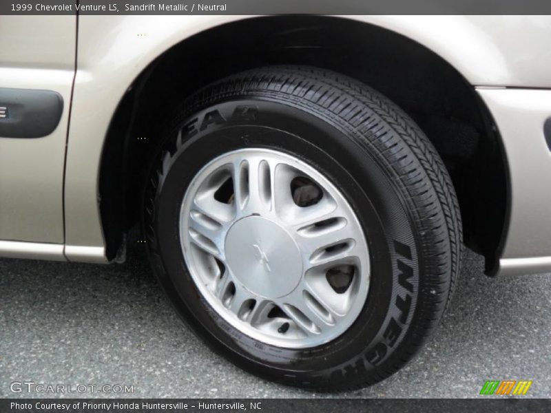 Sandrift Metallic / Neutral 1999 Chevrolet Venture LS