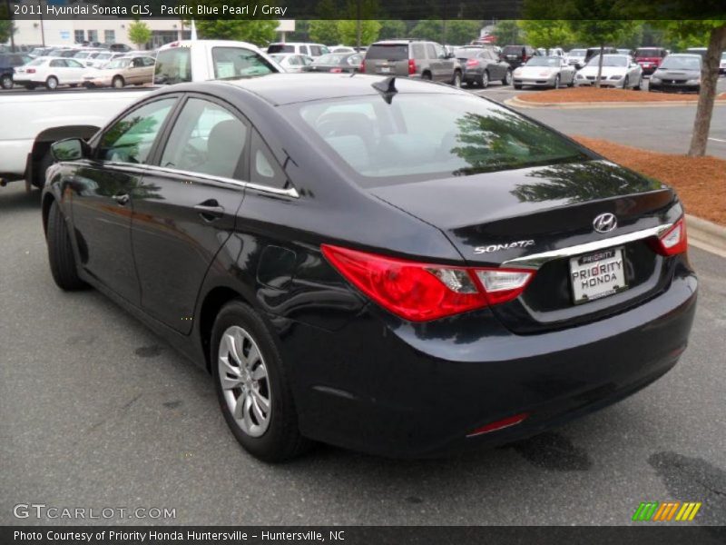 Pacific Blue Pearl / Gray 2011 Hyundai Sonata GLS