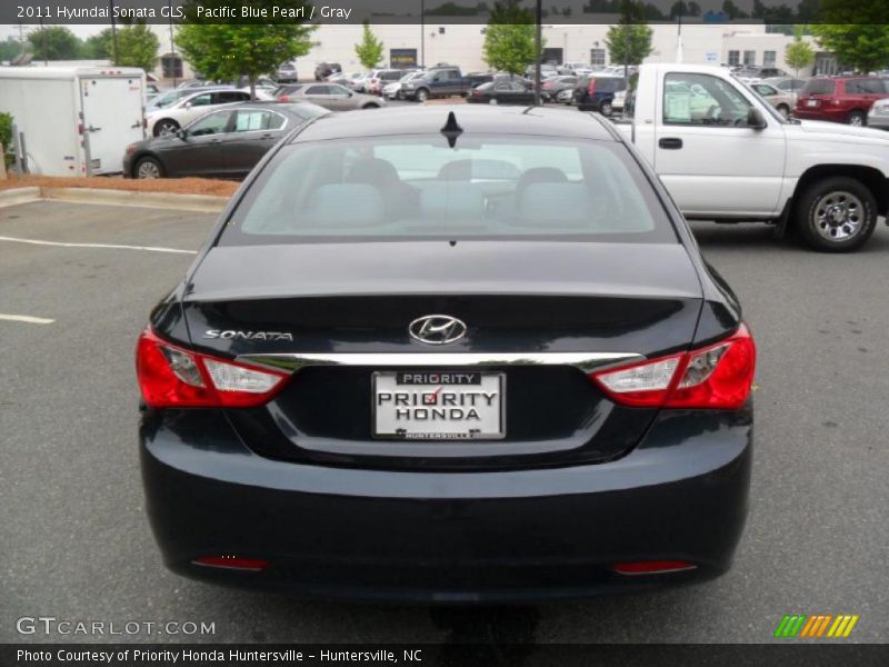Pacific Blue Pearl / Gray 2011 Hyundai Sonata GLS