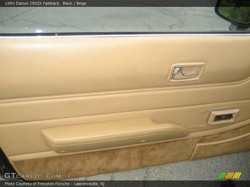 Black / Beige 1980 Datsun 280ZX Fastback