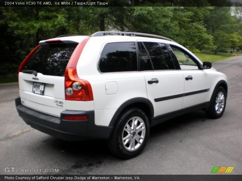 Ice White / Taupe/Light Taupe 2004 Volvo XC90 T6 AWD