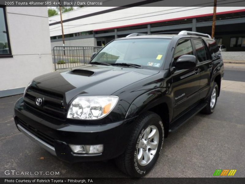 Black / Dark Charcoal 2005 Toyota 4Runner SR5 4x4