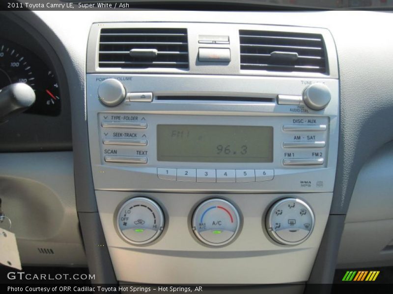 Super White / Ash 2011 Toyota Camry LE