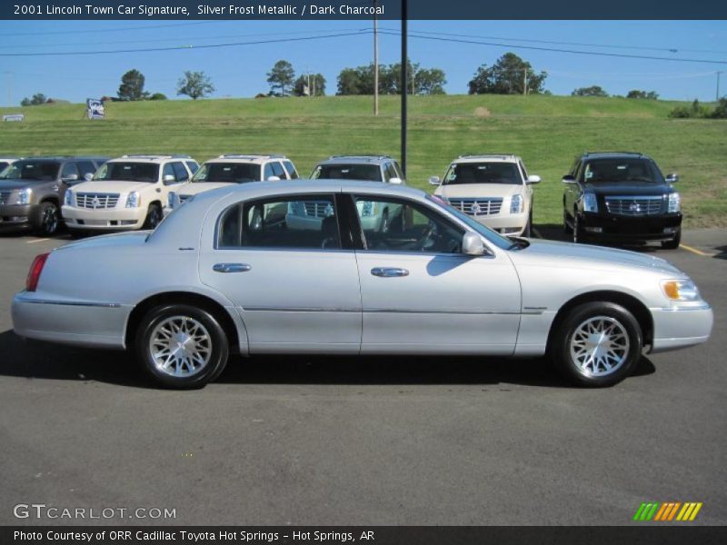 Silver Frost Metallic / Dark Charcoal 2001 Lincoln Town Car Signature