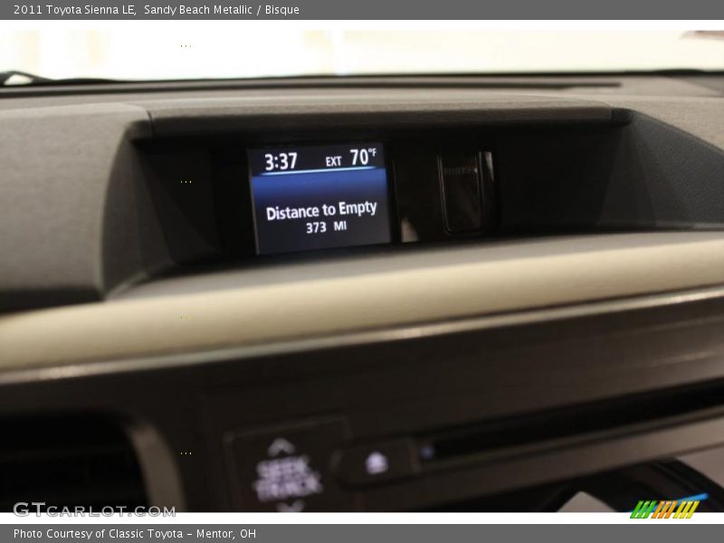 Sandy Beach Metallic / Bisque 2011 Toyota Sienna LE