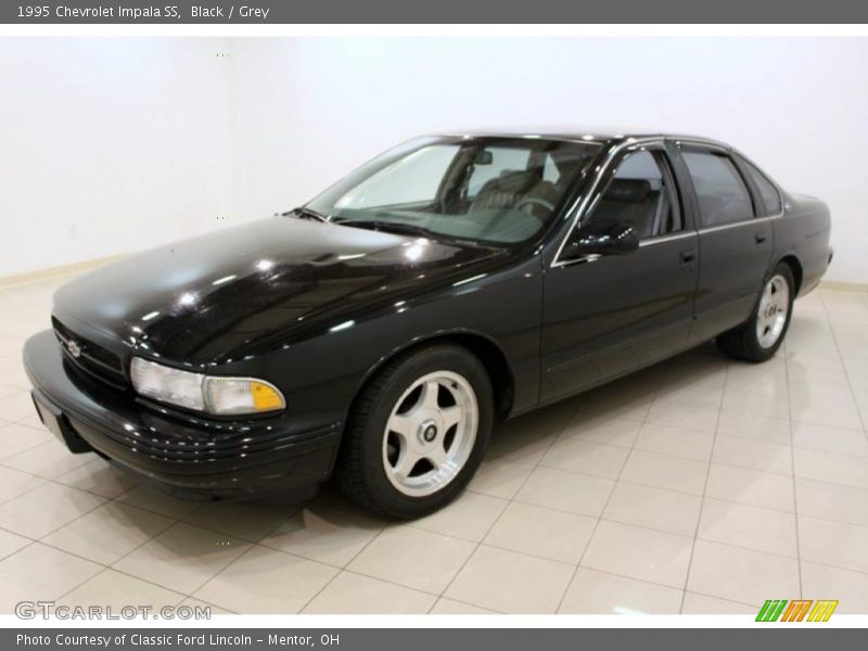 Front 3/4 View of 1995 Impala SS