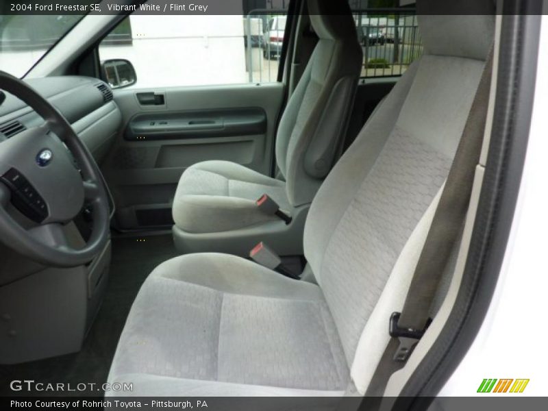 Vibrant White / Flint Grey 2004 Ford Freestar SE