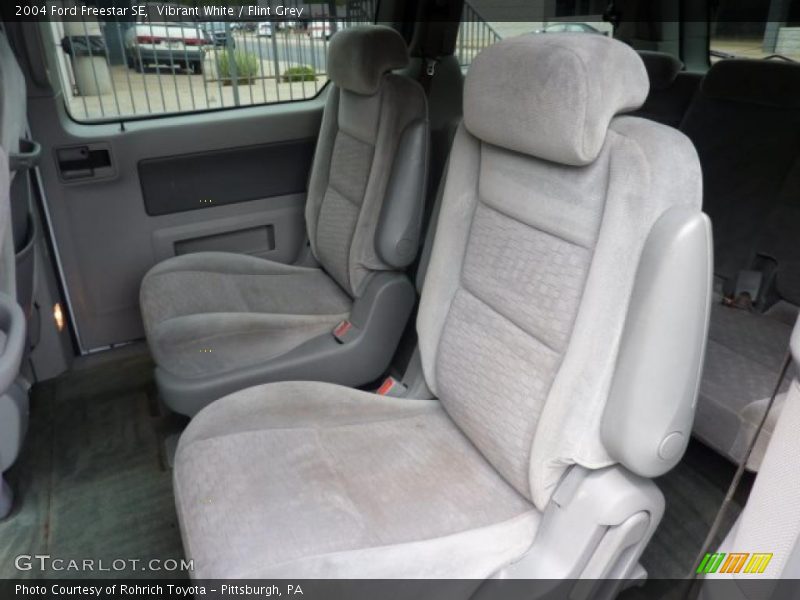 Vibrant White / Flint Grey 2004 Ford Freestar SE