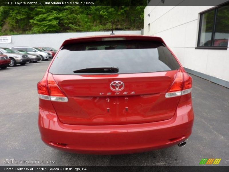Barcelona Red Metallic / Ivory 2010 Toyota Venza I4