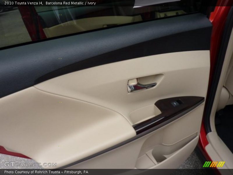 Barcelona Red Metallic / Ivory 2010 Toyota Venza I4