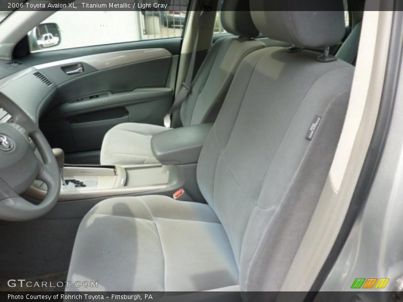 Titanium Metallic / Light Gray 2006 Toyota Avalon XL