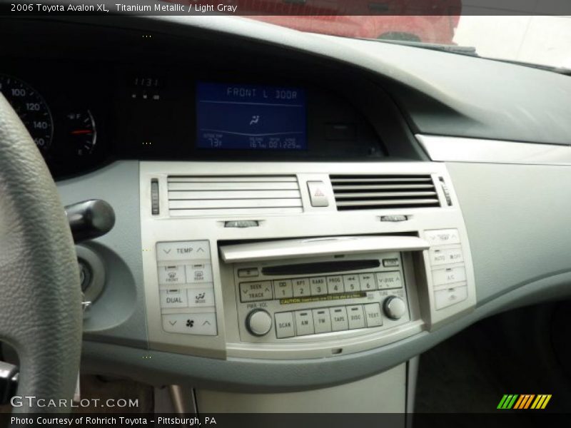 Titanium Metallic / Light Gray 2006 Toyota Avalon XL