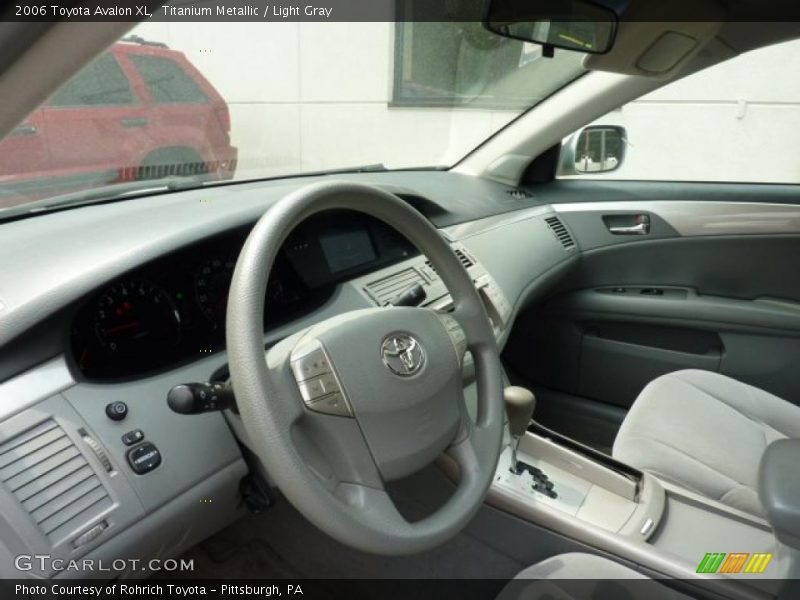 Titanium Metallic / Light Gray 2006 Toyota Avalon XL