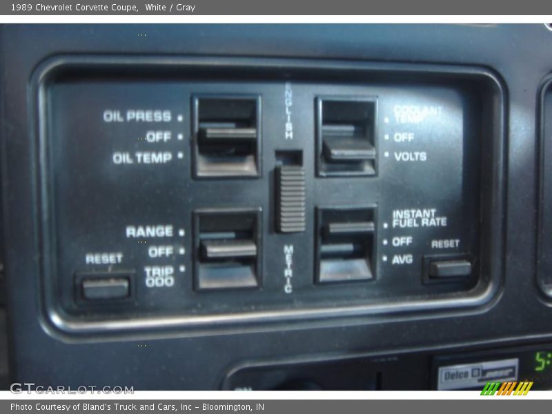 Controls of 1989 Corvette Coupe