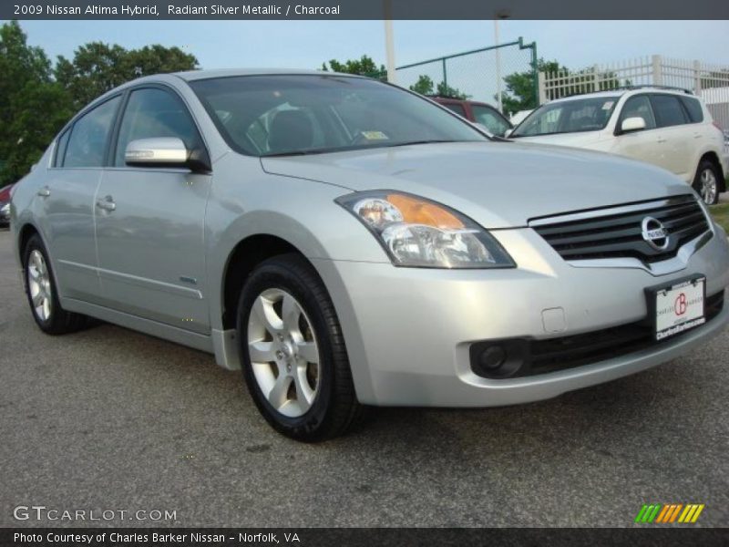 Radiant Silver Metallic / Charcoal 2009 Nissan Altima Hybrid