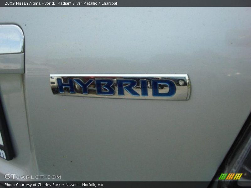 Radiant Silver Metallic / Charcoal 2009 Nissan Altima Hybrid