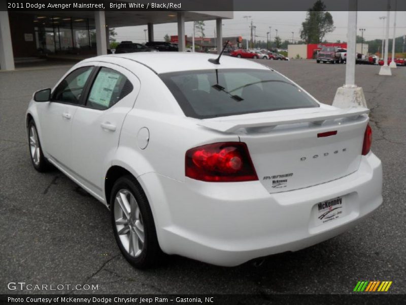 Bright White / Black/Red 2011 Dodge Avenger Mainstreet