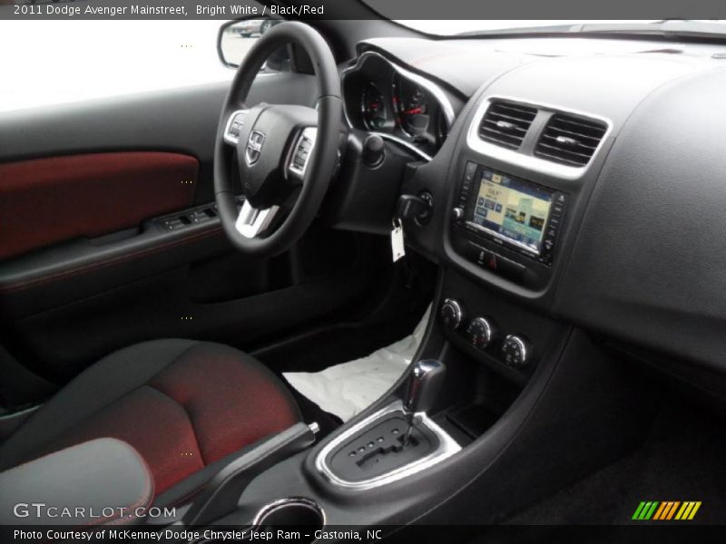 Bright White / Black/Red 2011 Dodge Avenger Mainstreet