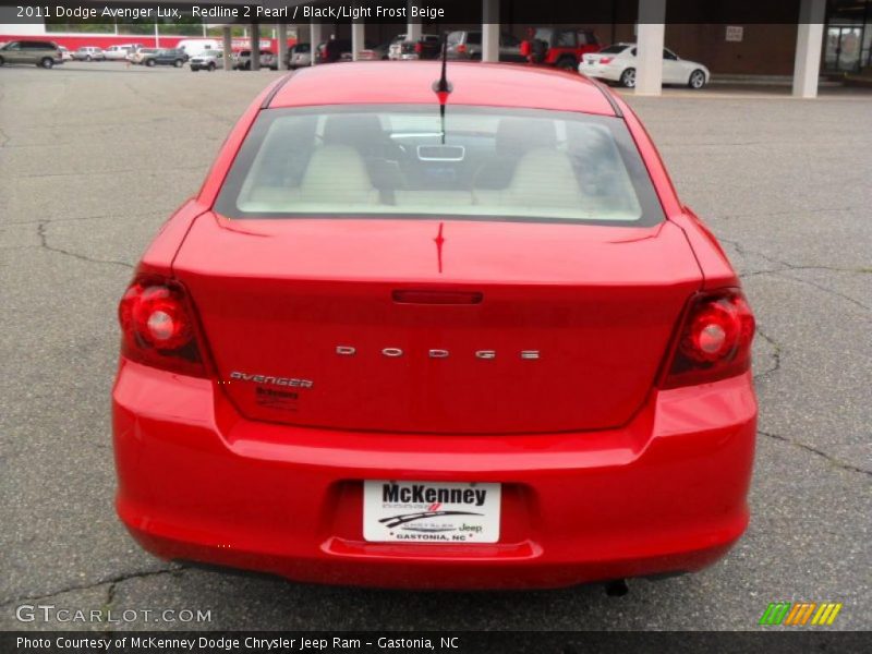 Redline 2 Pearl / Black/Light Frost Beige 2011 Dodge Avenger Lux