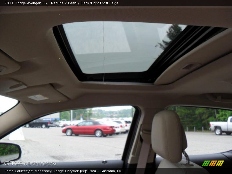 Redline 2 Pearl / Black/Light Frost Beige 2011 Dodge Avenger Lux