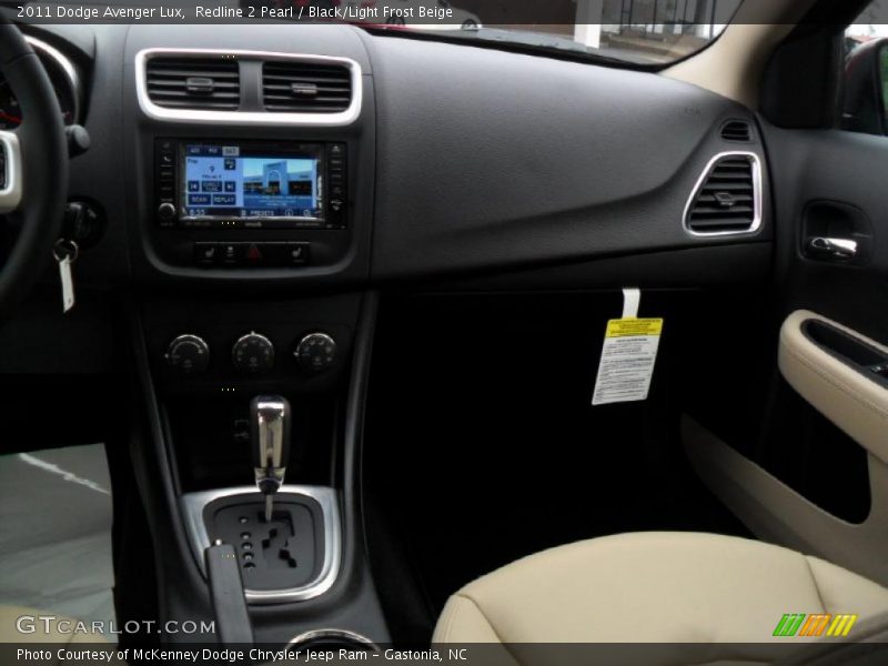 Redline 2 Pearl / Black/Light Frost Beige 2011 Dodge Avenger Lux