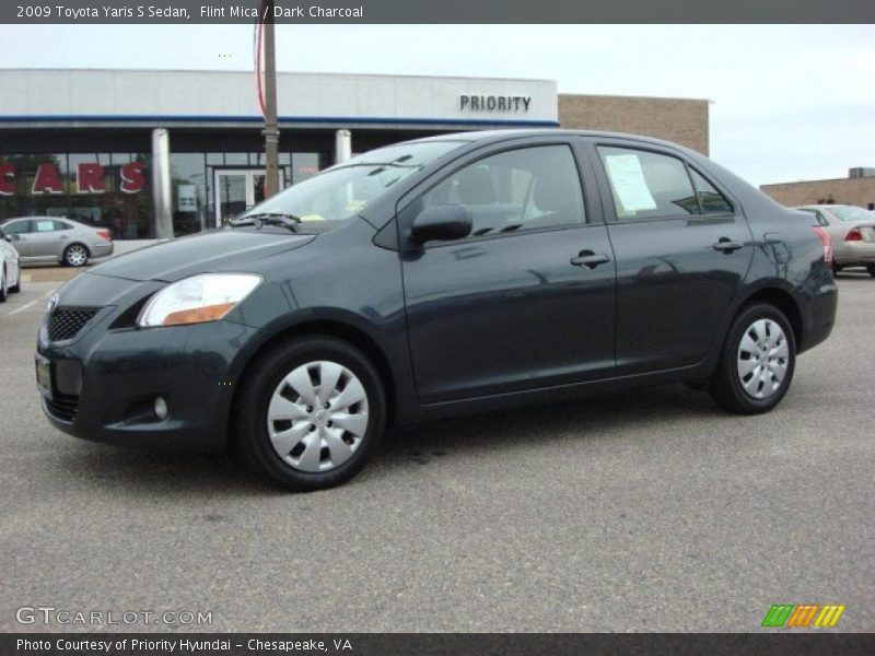 Flint Mica / Dark Charcoal 2009 Toyota Yaris S Sedan