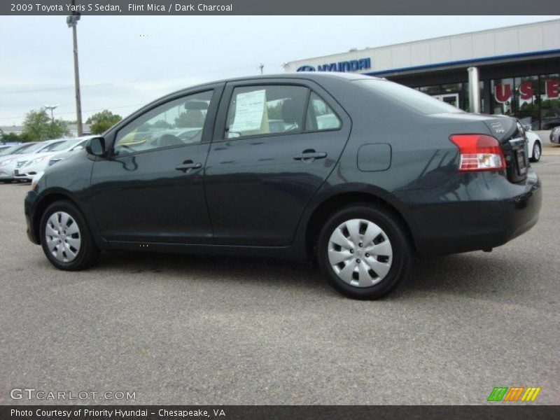 Flint Mica / Dark Charcoal 2009 Toyota Yaris S Sedan