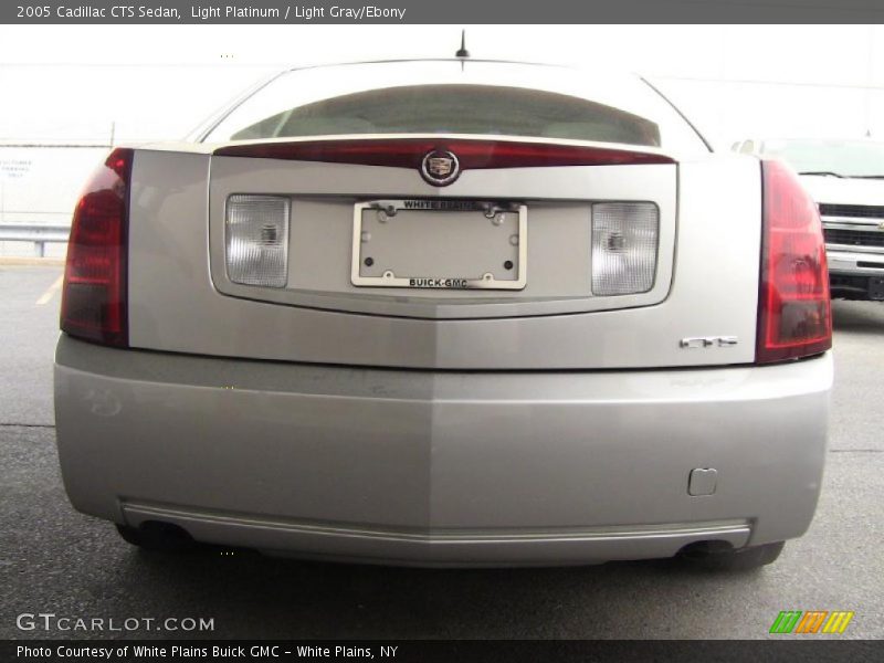 Light Platinum / Light Gray/Ebony 2005 Cadillac CTS Sedan